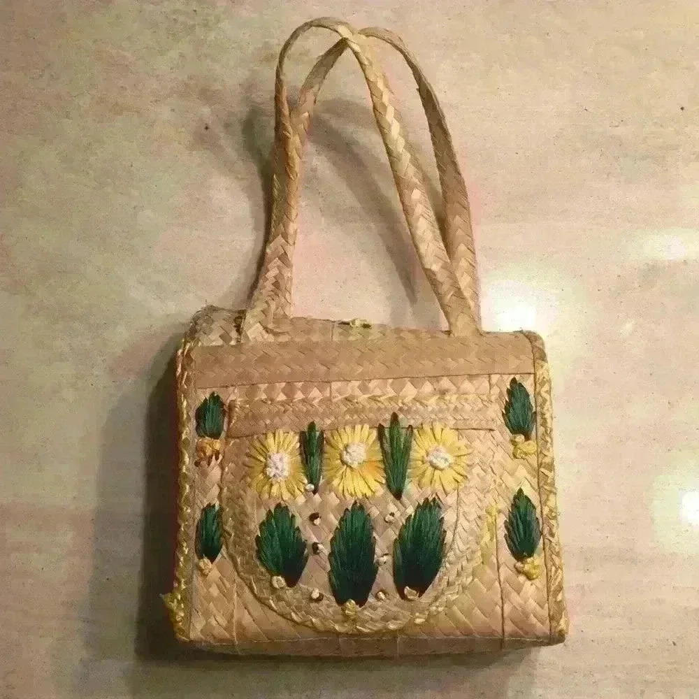 Vintage Straw Purse - Picture 7 of 11